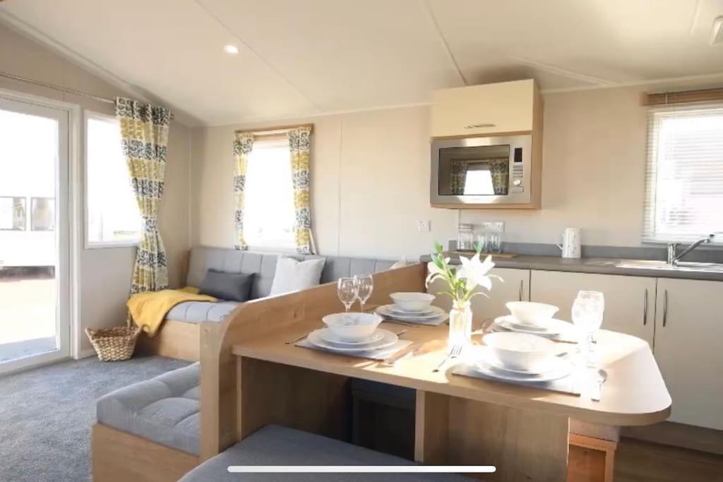 Perfect Family Getaway, With Lots Of Facilities! Vila Scratby Exterior foto